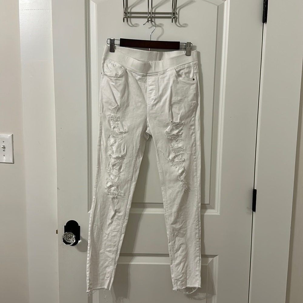 White jeggings